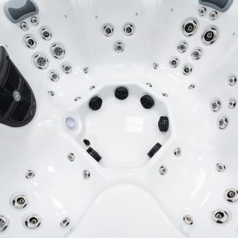 The Cradoc Hot Tub – 7 Seat Premium Hot Tub & 59 Jets