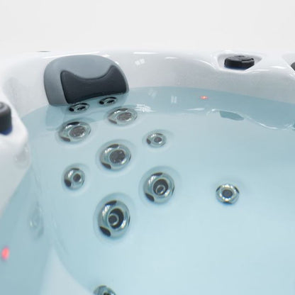 The Cradoc Hot Tub – 7 Seat Premium Hot Tub & 59 Jets