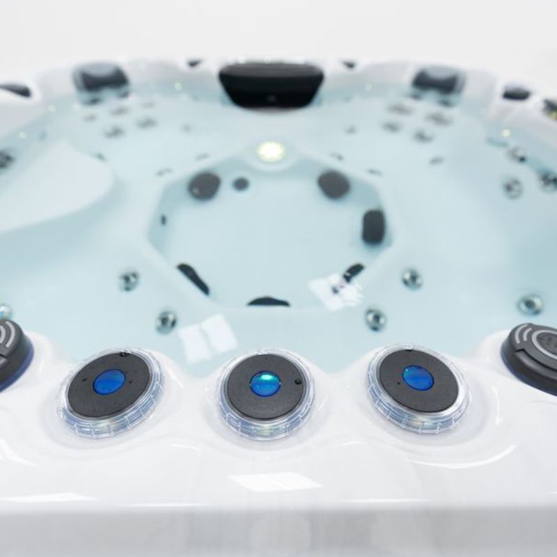 The Cradoc Hot Tub – 7 Seat Premium Hot Tub & 59 Jets
