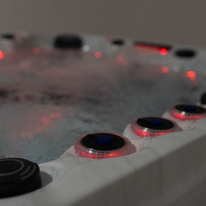The Nolton Hot Tub – 6 Person Hot Tub with Lounger & 59 Jets