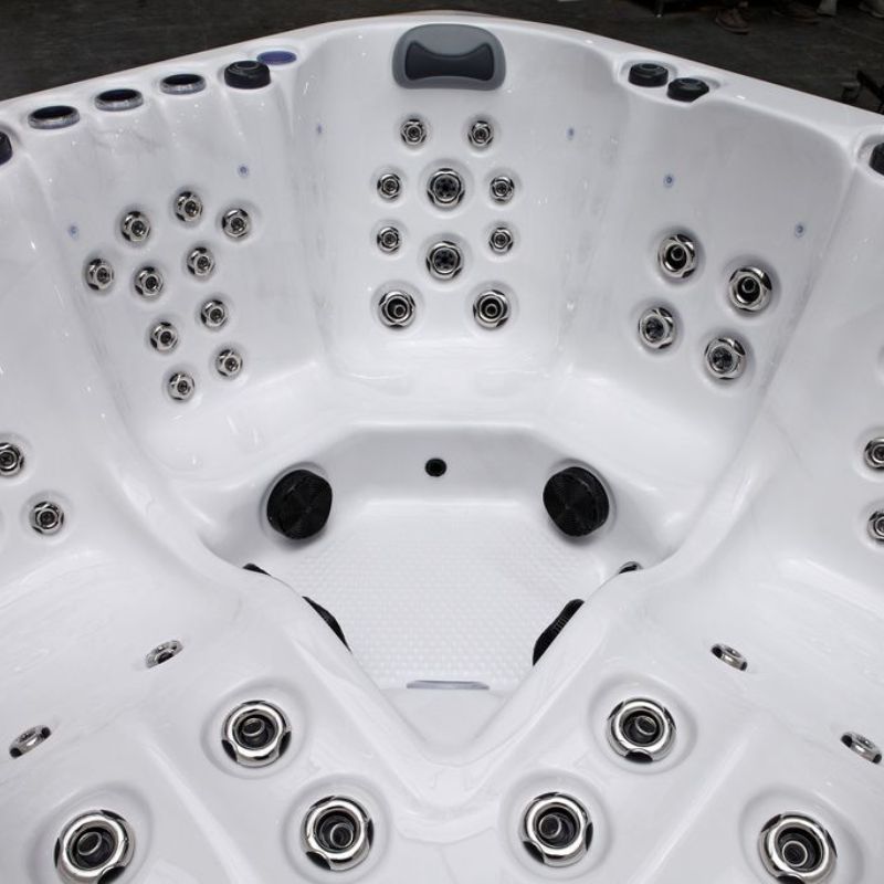 The Borth Hot Tub – 5 Person Hot Tub with Dual Loungers & 57 Jets