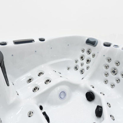 The Tenby Hot Tub – Flagship 5 Person Hot Tub with 79 Jets